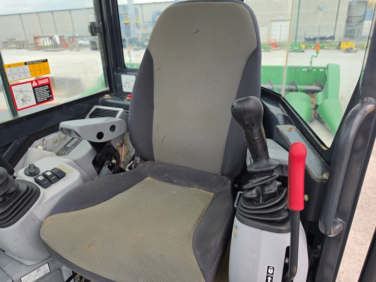 2021-hitachi-zx50u-5-image-9