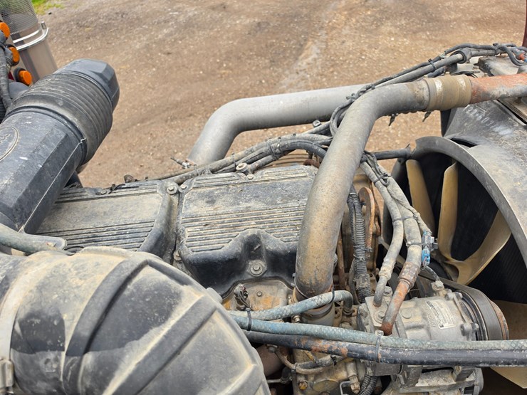 2006-peterbilt-379-image-94