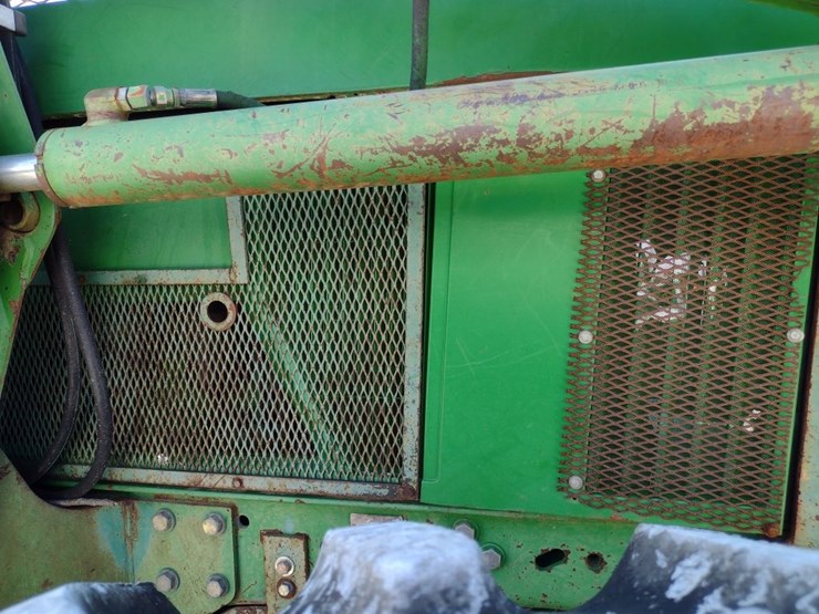 john-deere-7210-image-32