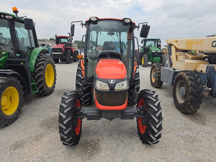 2016-kubota-m7060-image-4
