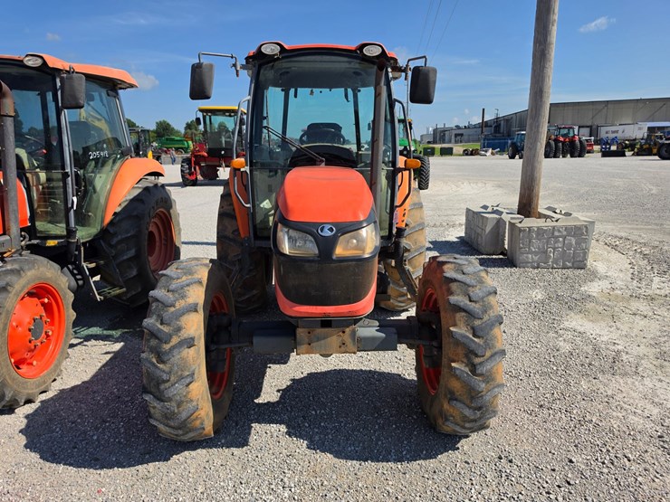 2014-kubota-m9960-image-3