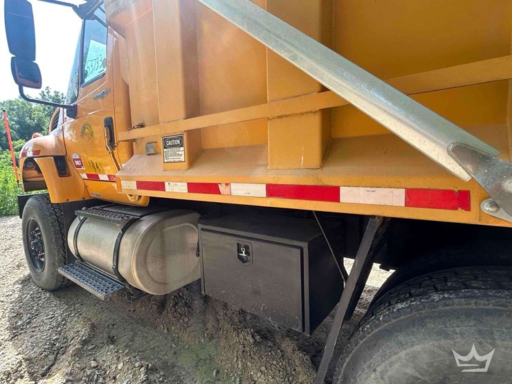 2011-international-workstar-7500-image-10
