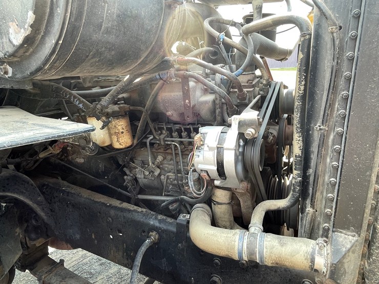 1990-ford-l8000-image-47