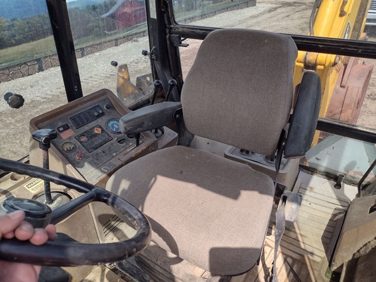 john-deere-310d-image-12
