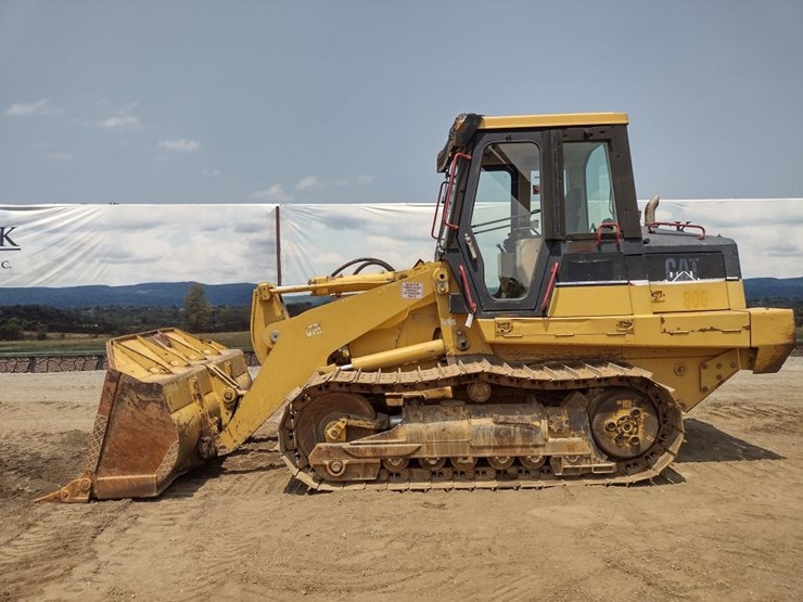 caterpillar-953c-image-1