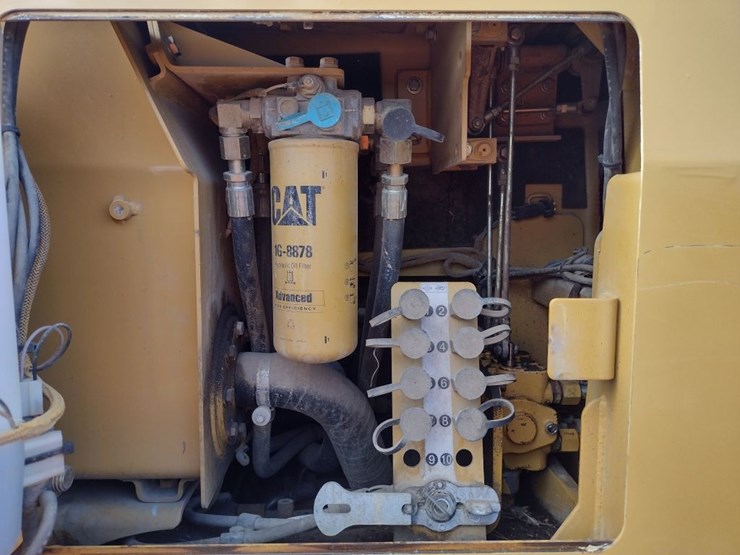 caterpillar-d5g-xl-image-33