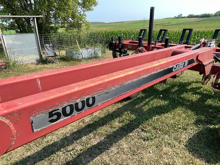 case-ih-5000-image-10