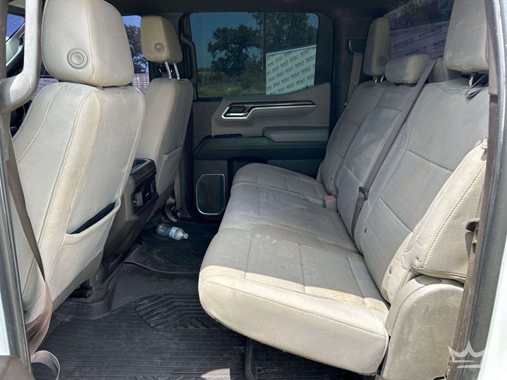 2023-chevrolet-silverado-1500-image-20