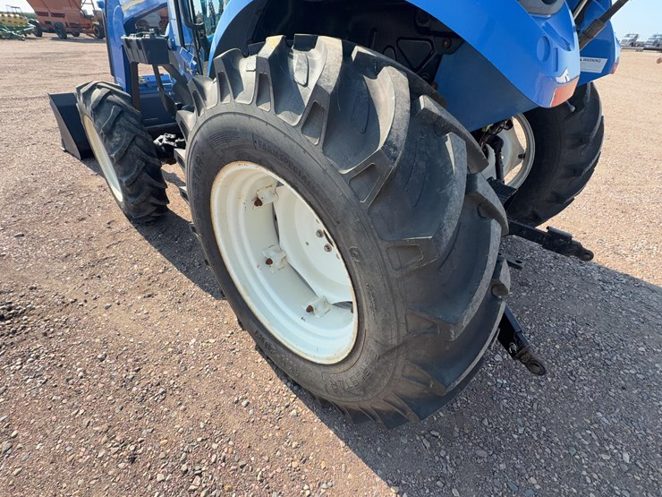 new-holland-t4.75-image-17