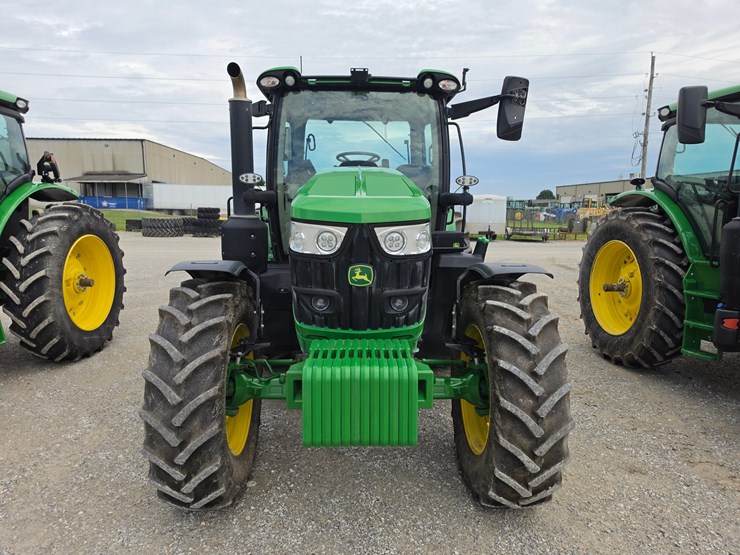 2024-john-deere-6r-155-image-2