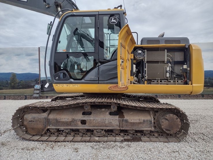 deere-160g-lc-image-13