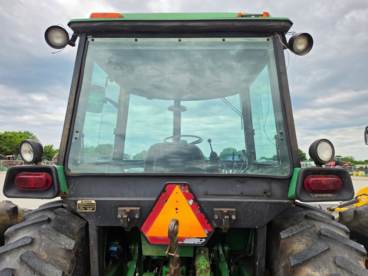 1981-john-deere-4440-image-16