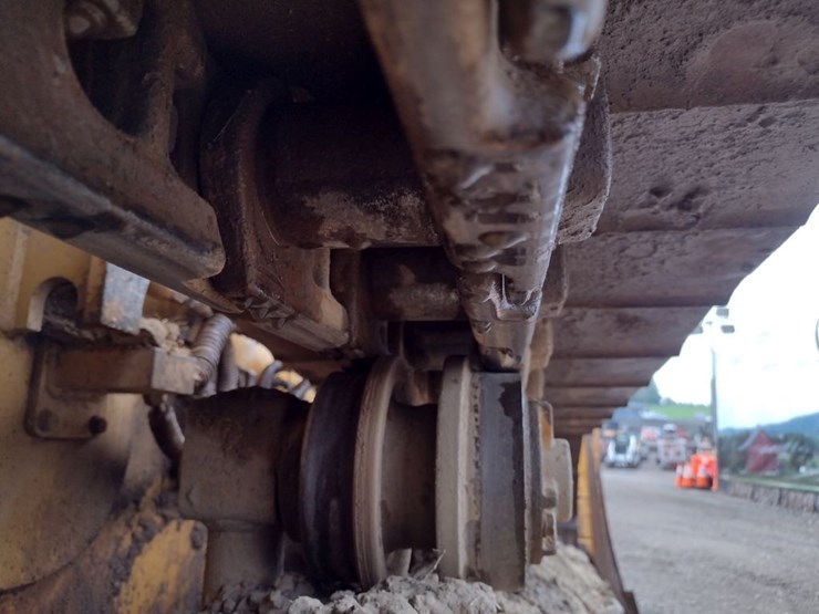 caterpillar-d5k-xl-image-29