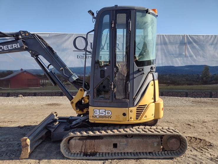 deere-35d-image-12