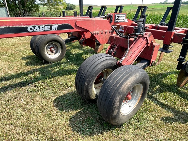 case-ih-5000-image-11