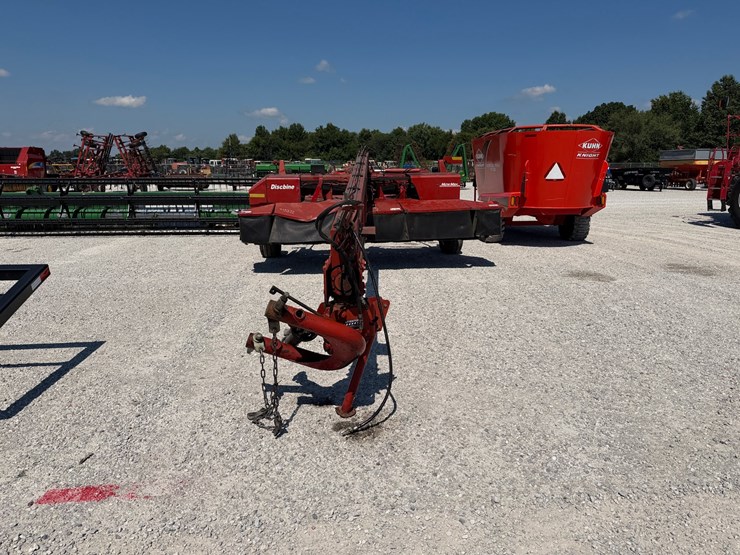2009-new-holland-h7550-image-2