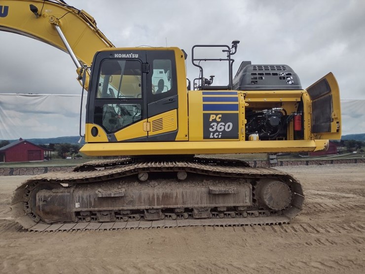 komatsu-pc360-lci-11-image-15