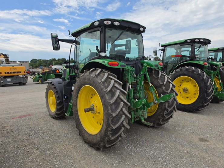 2024-john-deere-6r-155-image-11