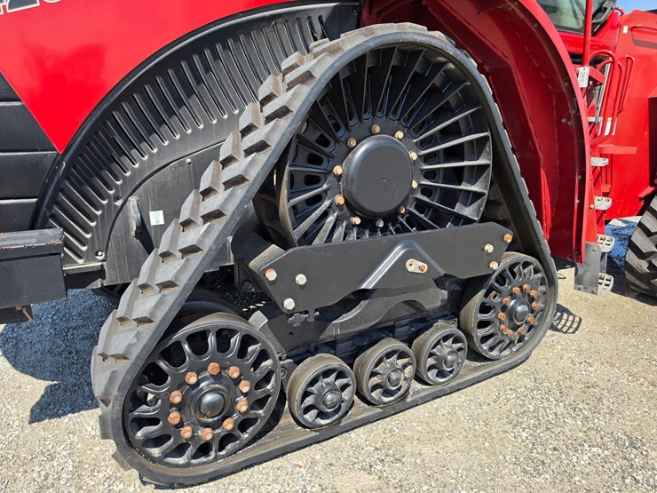 2014-case-ih-420-image-4