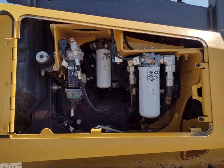 deere-450k-lgp-image-31