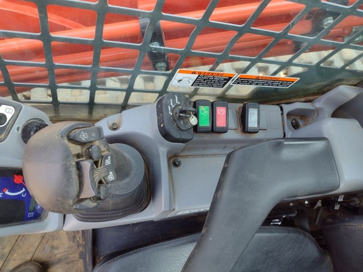 kubota-svl97-2-image-9