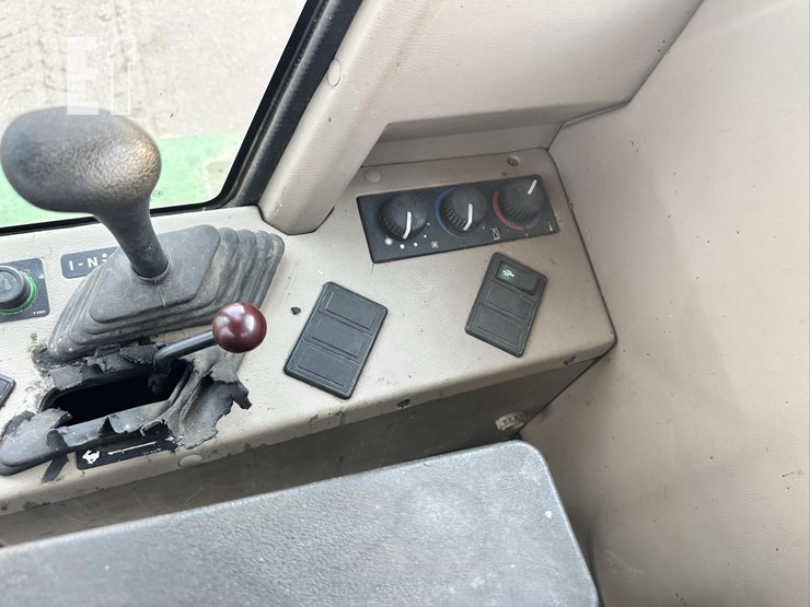 1996-john-deere-6710-image-46