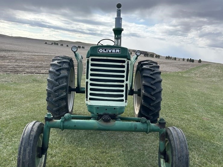 oliver-880-image-2