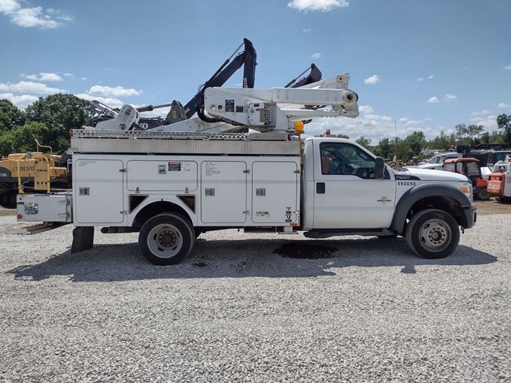 ford-f550-image-3