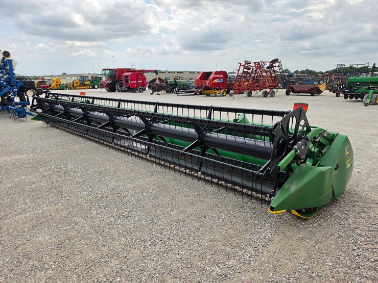 2008-john-deere-635f-image-1