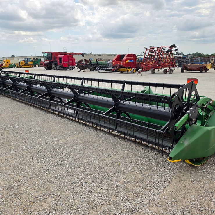 2008 JOHN DEERE 635F