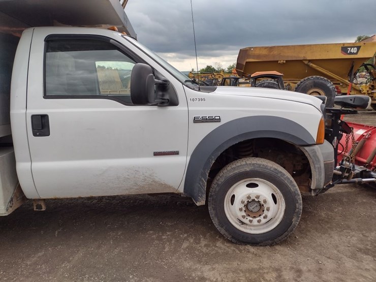 ford-f550-image-24