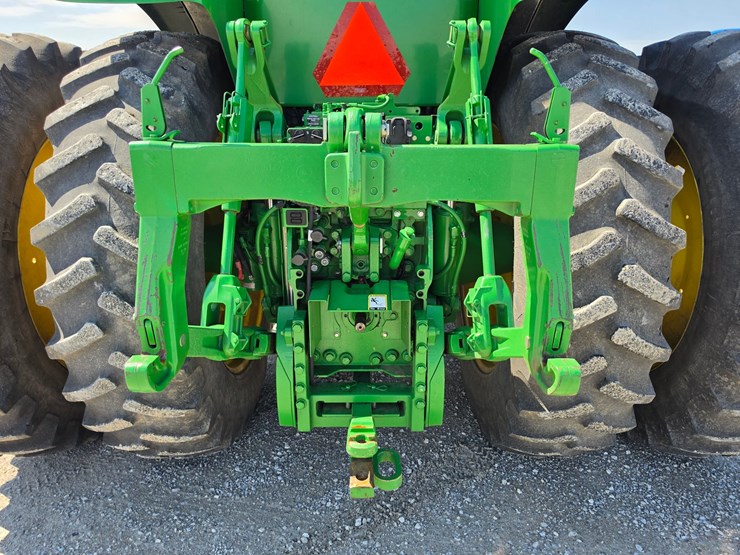 2013-john-deere-7260r-image-17