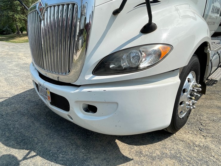 2011-international-prostar-image-10