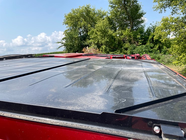 2018-case-ih-7240-image-85