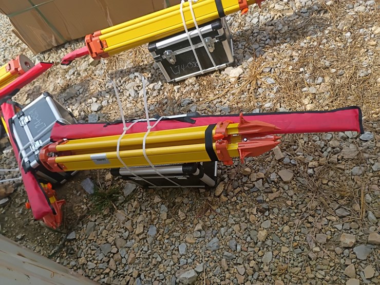 #l74-028-•-future-laser-level-image-3