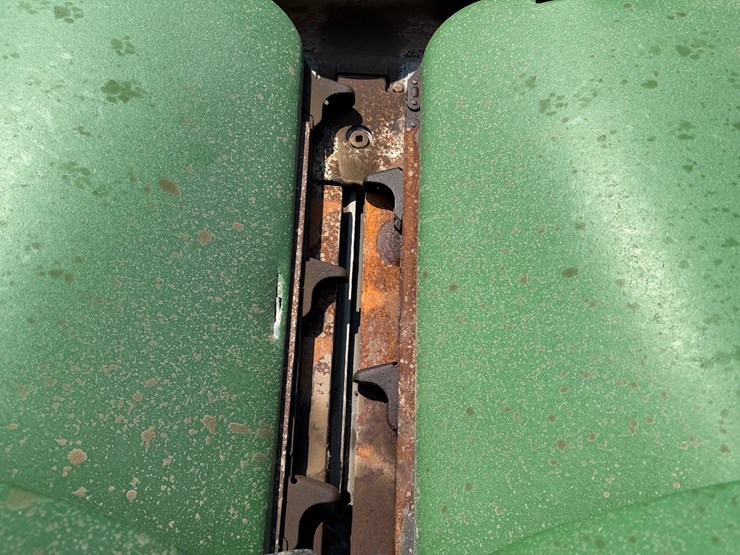 2018-john-deere-716c-image-5