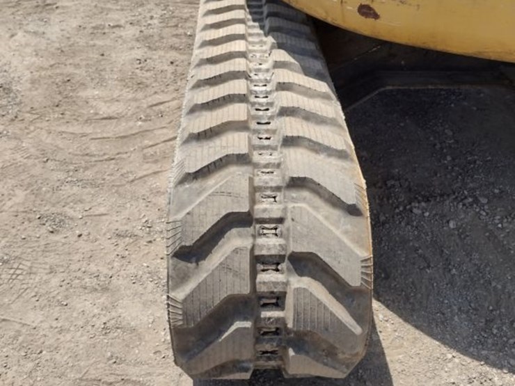 caterpillar-303-image-18