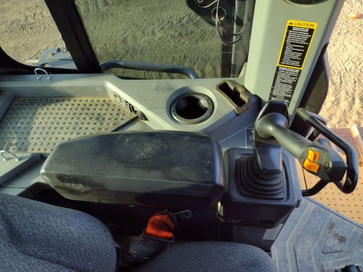 deere-700l-lgp-image-11