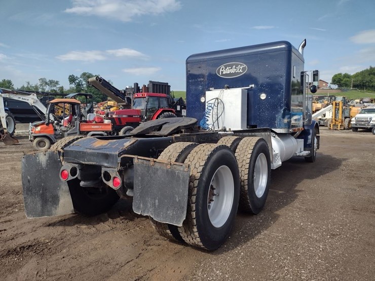 1995-peterbilt-378-image-37