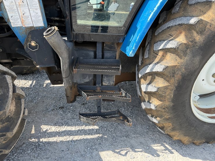 1999-new-holland-ts100-image-15