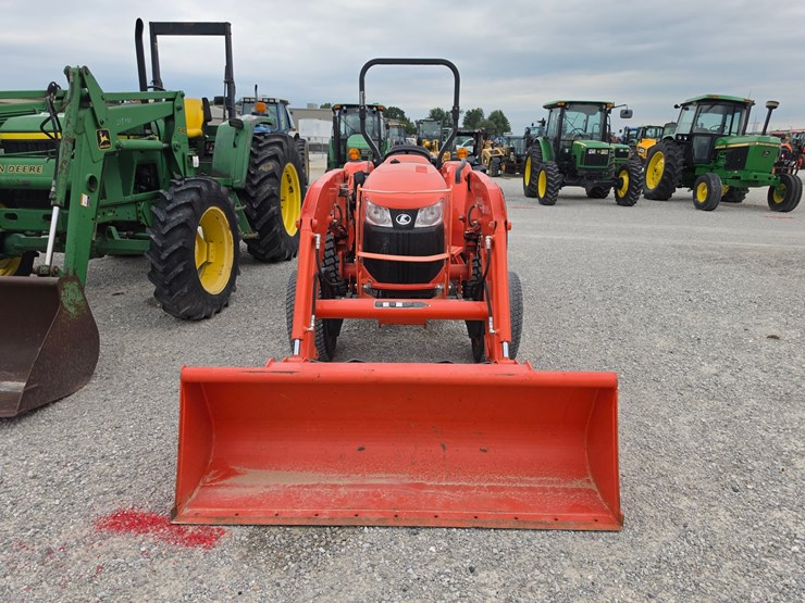 2021-kubota-l4701-image-2