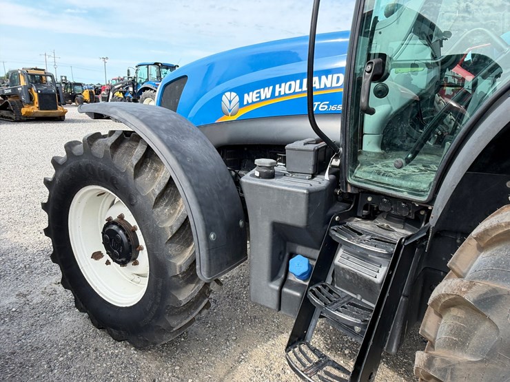 2014-new-holland-t6.165-image-24