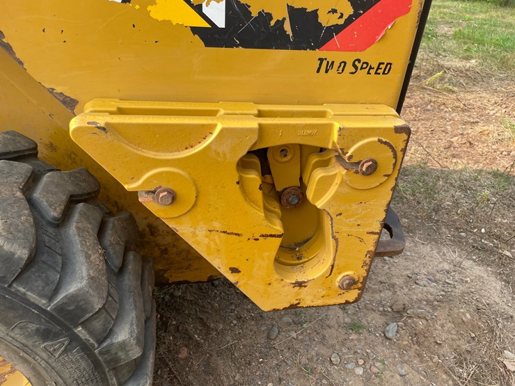 caterpillar-242d-image-50
