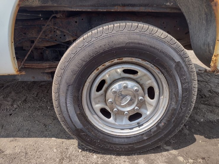 12-ford-f250-image-16