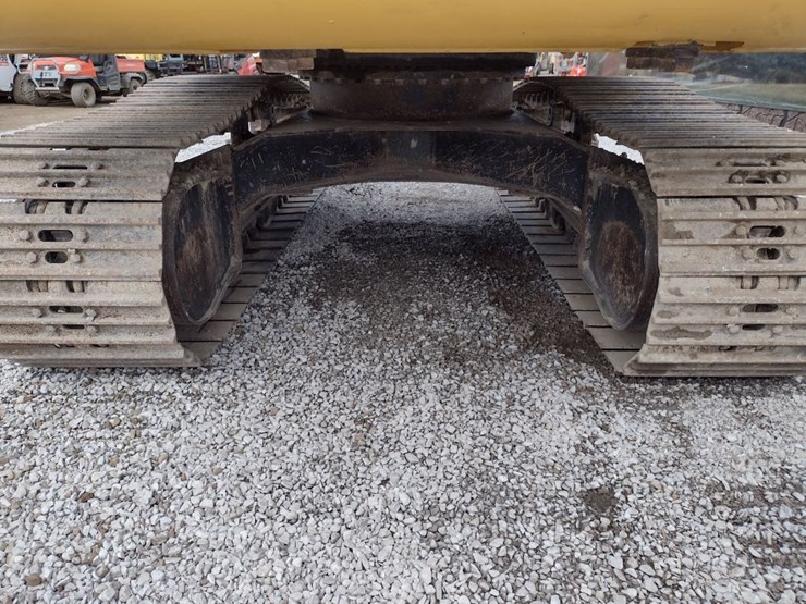 deere-160g-lc-image-34