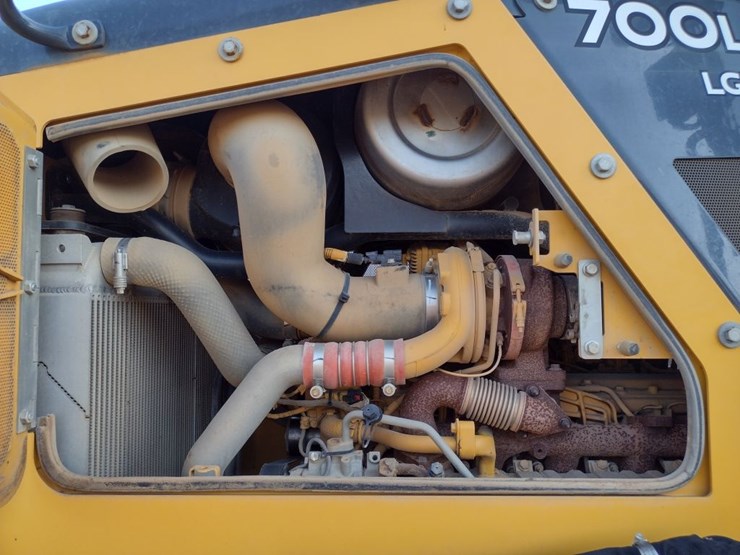 deere-700l-lgp-image-22