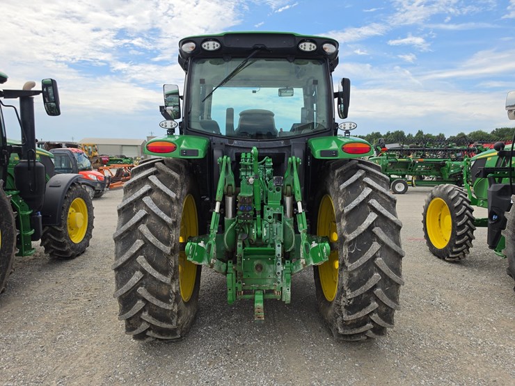 2024-john-deere-6r-155-image-12