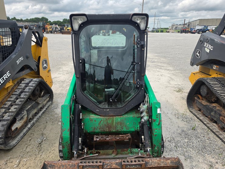 2015-bobcat-t450-image-4