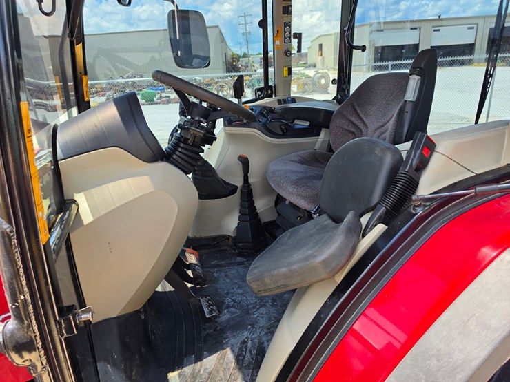 2021-massey-ferguson-6713-image-17