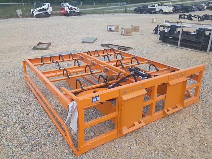 #l76-064-•-landhonor-hay-accumulator-grapple-skid-steer-attachment-image-6